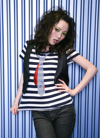 長岡久美子作品06