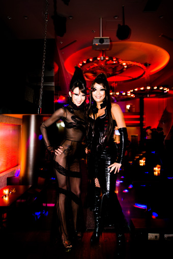 長岡久美子作品16